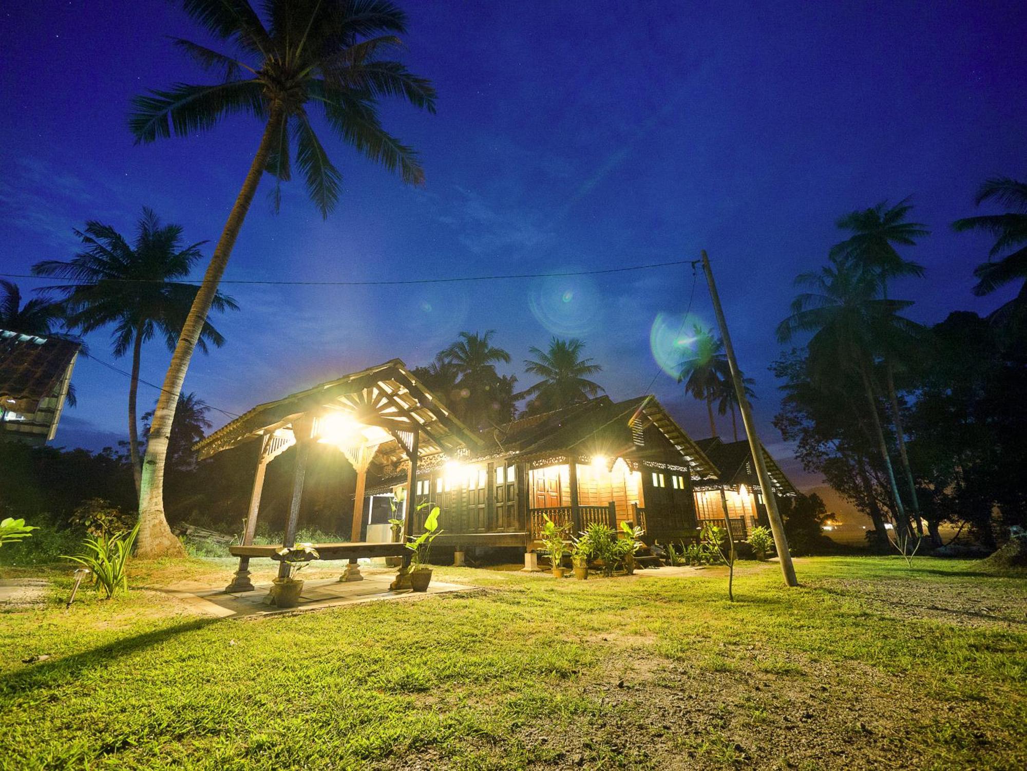 Kampung Tok Lembut Vacation Home Pantai Cenang  Eksteriør billede
